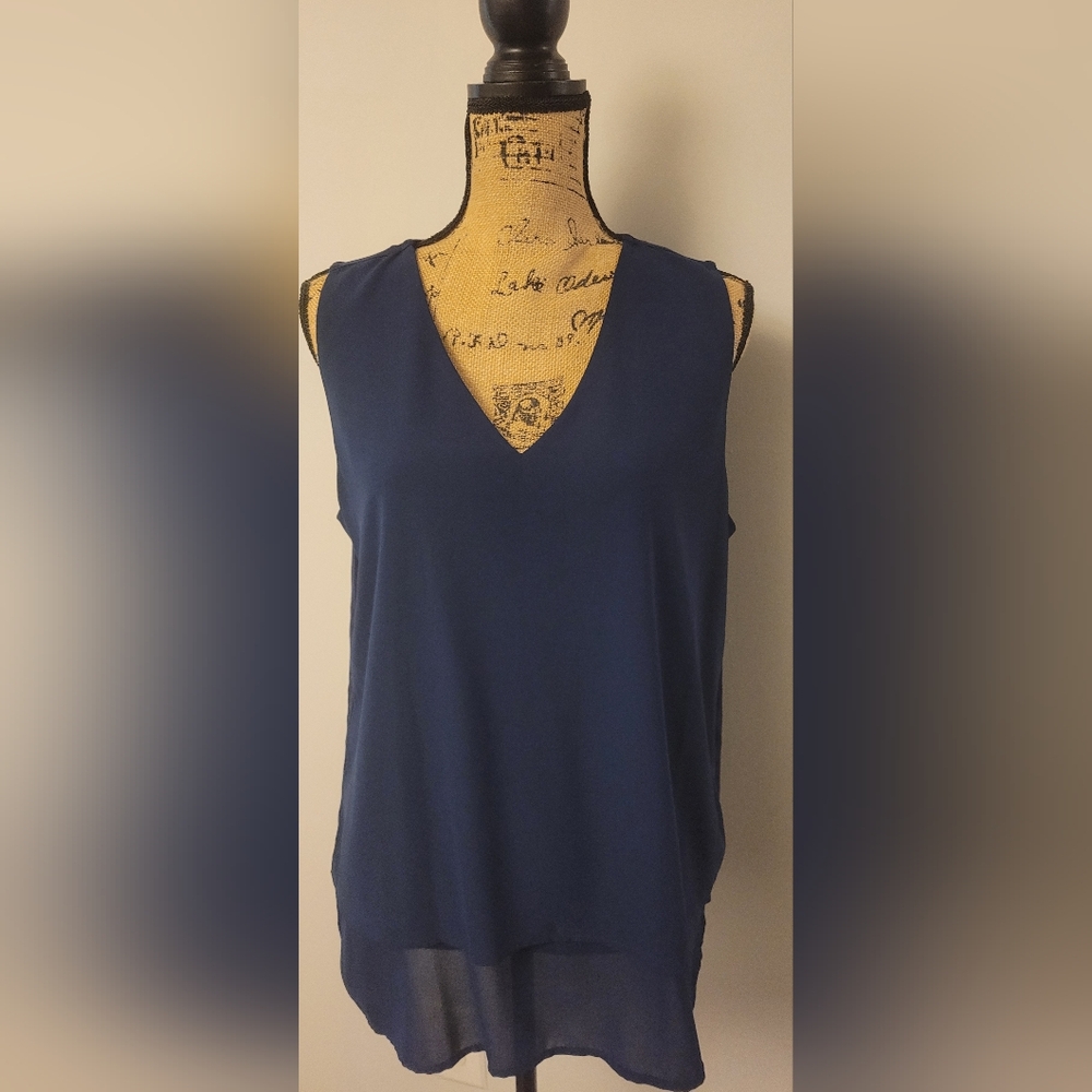 Chic Blue Top